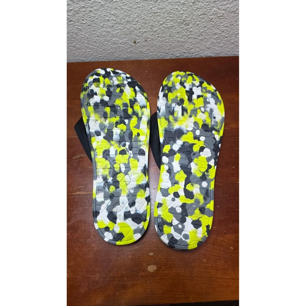 REI Co-op Flip Flop Sandals Mens 12 Womens 13 Yellow Grey Camo‎ Scraps Thong